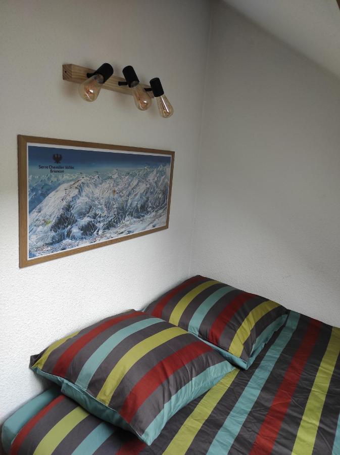 Appartement Vue Montagne, Cosy Et Chaleureux Briançon Esterno foto